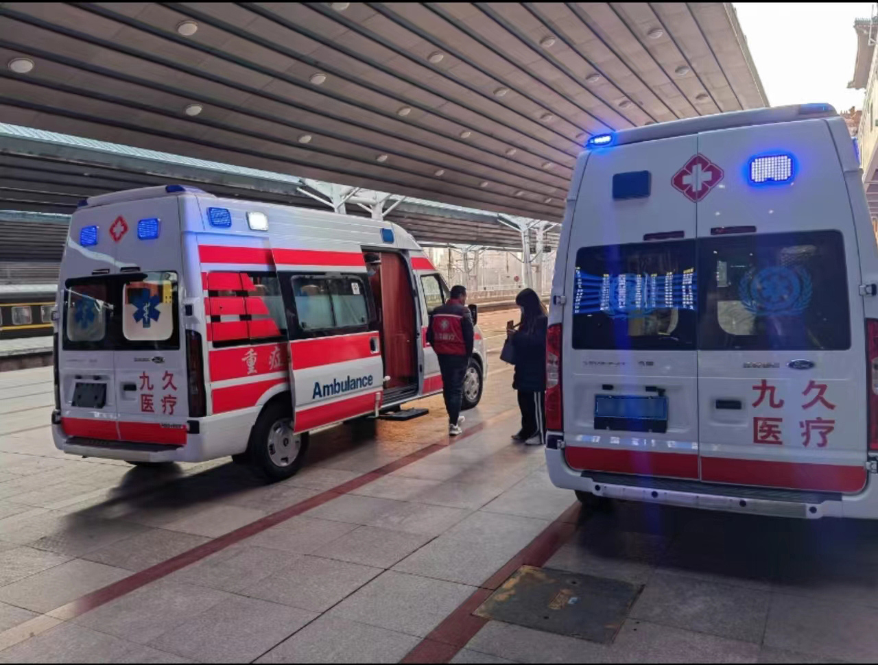 顺平县救护车长途转运